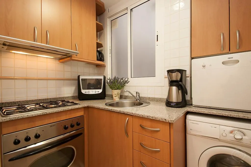 Gracia Garden Apartment 바르셀로나
